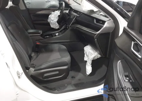 2023 Jeep Grand Cherokee Laredo 4X4 из США, поврежденный, VIN 1C4RJHAG6PC573332